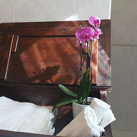 Da Pio Oda ve Kahvaltı Castello (Varese)
