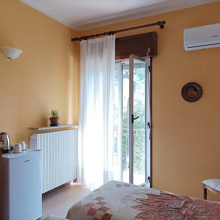 Da Pio Oda ve Kahvaltı Castello (Varese)